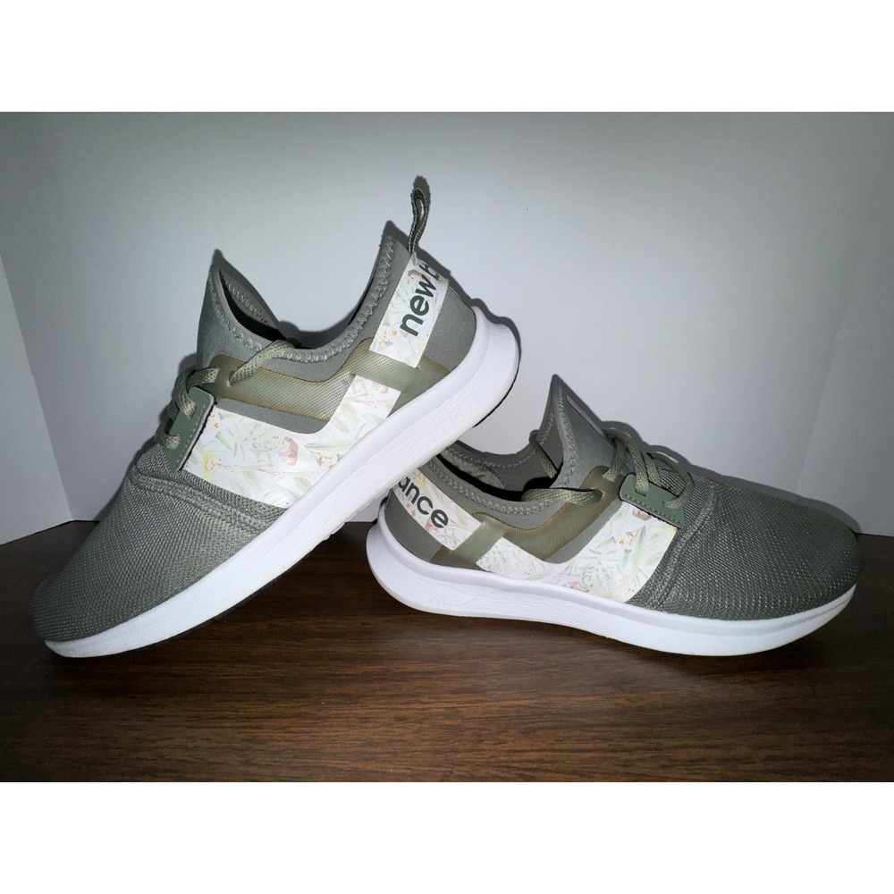 Women's New Balance Nergize Sport Celadon Floral Green Casual/Athletic Size 10